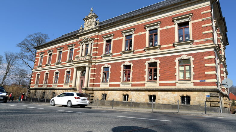 Die Grundschule in Großschönau
platzt aus allen Nähten. Deshalb soll im Haus II zusätzlicher Raum geschaffen werden.