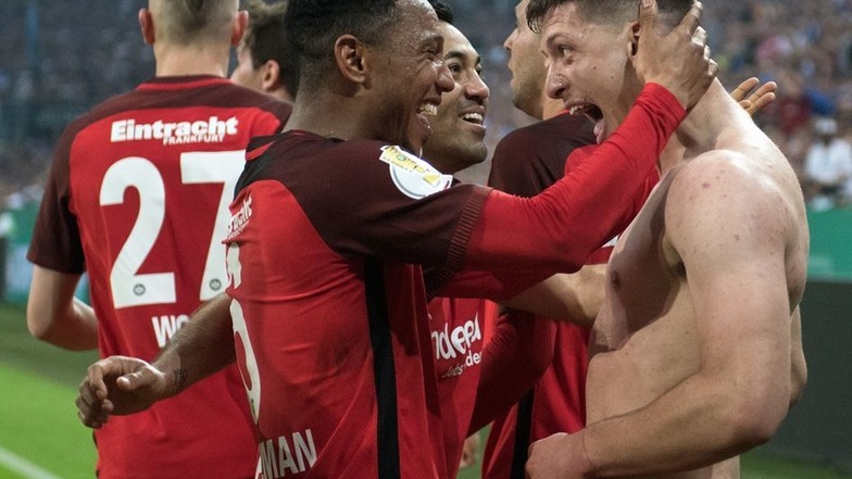 Frankfurt gewinnt 1:0 gegen Schalke