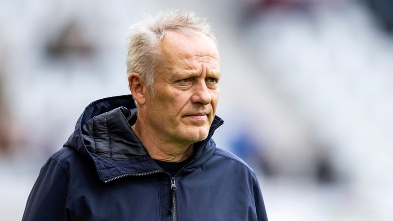 SC Freiburgs Trainer Christian Streich hat sich mit Corona finanziert und fehlt beim nächsten Europa-League-Spiel seiner Mannschaft.