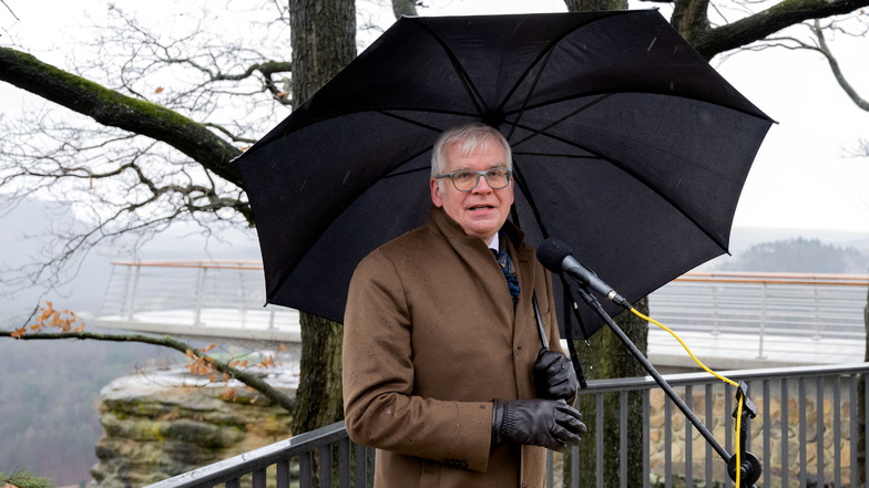 "Sie erzählen Quatsch": Lässt Sachsens Finanzminister den Kreis Görlitz im Regen stehen?