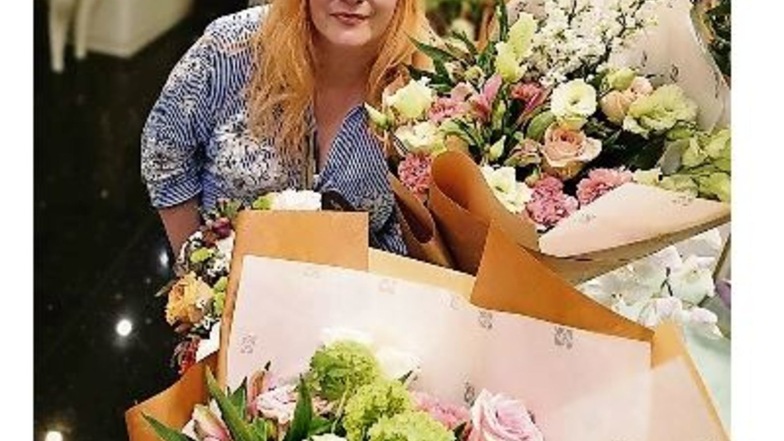 Nach langer Suche hat Jana Rennert-Vetter am Donnerstag einen Blumenladen in Dubai gefunden.
