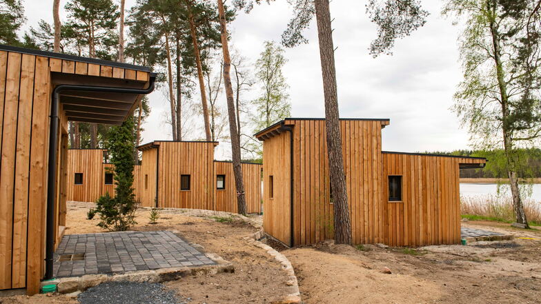 Die  Naturcamping Brettmühlenteich eG in Thiendorf/Ortsteil Zschorna investierte mit Hilfe von GRW-Förderung in die Errichtung eines Campingplatzes mit Ferienhäusern und Caravan-Stellplätzen am See  Foto: Kristin Richter