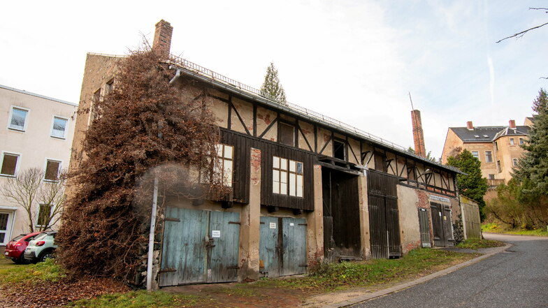 Das alte Lagerhaus, das der KSG Gerätetechnik Waldheim gehört, soll abgerissen werden.