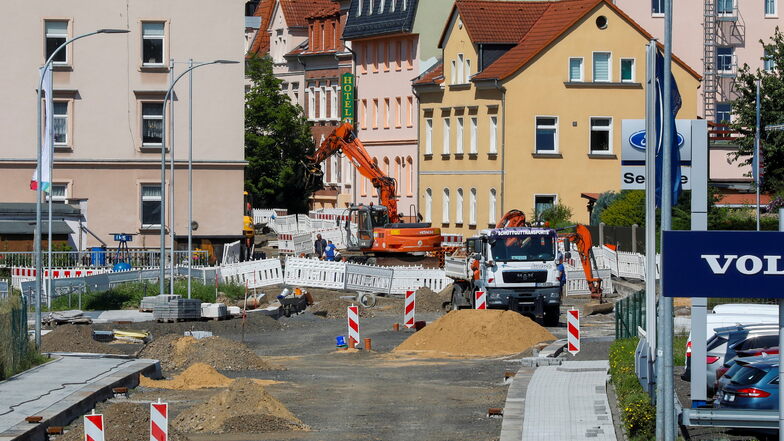 Noch laufen die Arbeiten an der Zittauer B96/ Kreuzung Äußere Weber-, Rietschel- und Goldbachstraße.