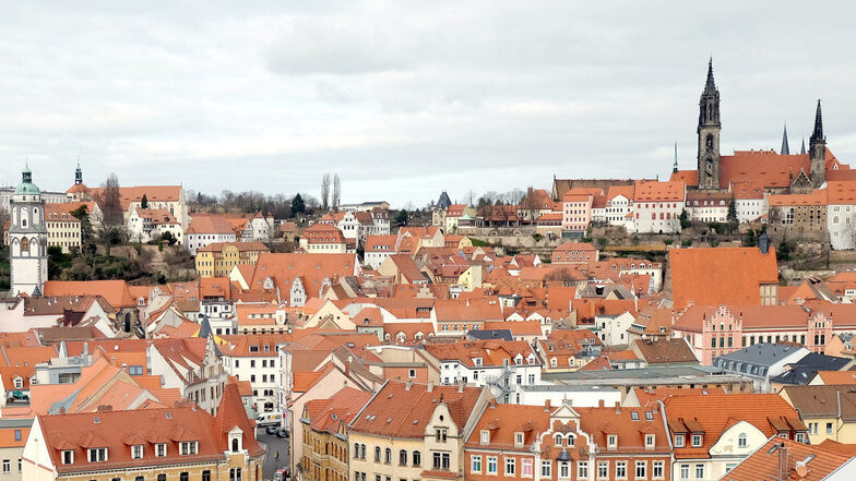 Die Altstadt zu Füßen: Nur ein Ausschnitt kann hier andeuten, welcher Blick sich vom Plossen aus auf die Meißner Altstadt bietet.