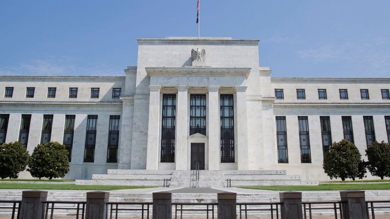 US-Notenbank erhöht Leitzins deutlich