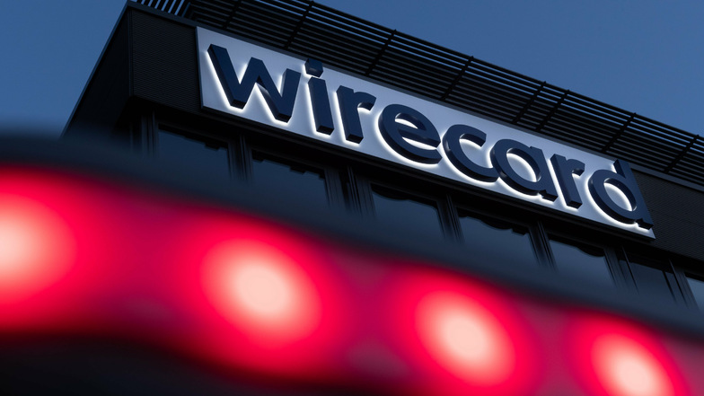 Der Schriftzug von Wirecard ist an der Firmenzentrale des Zahlungsdienstleisters in Aschbeim bei München zu sehen.