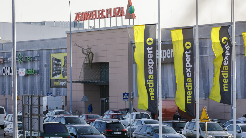 Blick auf das Plaza Einkaufszentrum im polnischen Zgorzelec