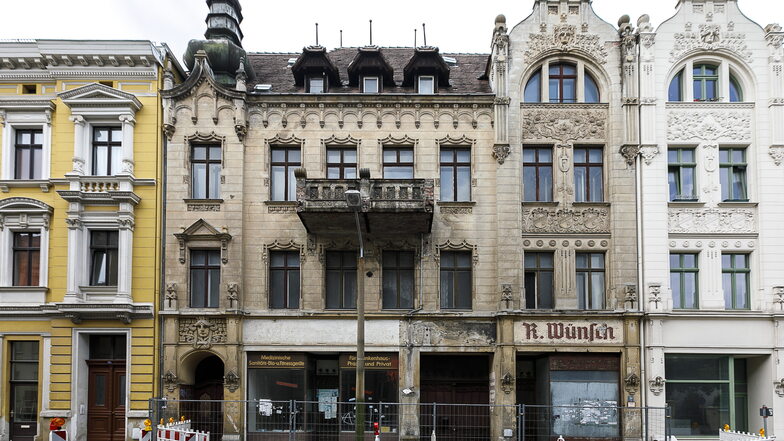 Das Haus Bismarckstraße 18 ist vorigen Montag in Görlitz zwangsversteigert worden. Nun steht es zum Weiterverkauf im Internet.