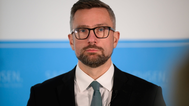 Sachsens Wirtschaftsminister Martin Dulig (SPD) lobt die Beschäftigten in Sachsen