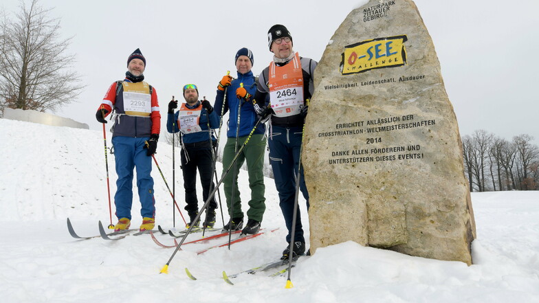 Da der Isergebirgslauf ausfällt, starteten am Sonnabend Benno Schwager, Roland Friebolin, Claudius Soukup und Roland Altmann (von rechts) zu einem Lauf durch das Zittauer Gebirge.