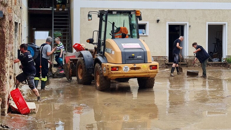 Welle der Hilfsbereitschaft nach Überflutung von Vierseithof in Hartha