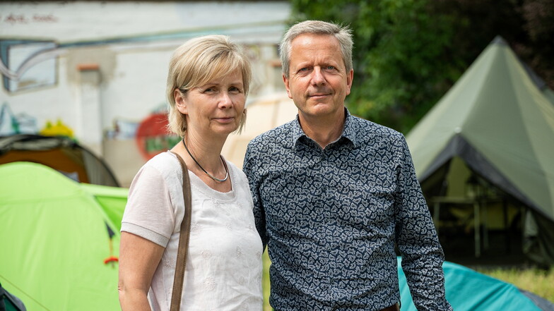 Ines und Uwe Tix rüsteten sich für ihren Ostsee-Urlaub aus.