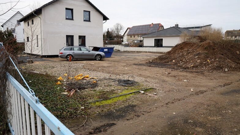 Auf dem ehemaligen BäWo-Gelände in Oelsitz stehen inzwischen mehrere Eigenheime. Mit dem Bau des vierten und letzten soll dieses Jahr begonnen werden.