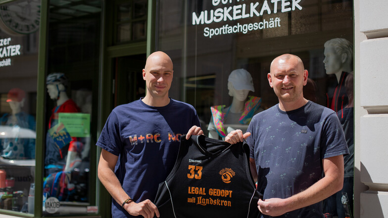 Das Trikot mit der Nummer 33 hat bislang Tobias Berner getragen. Jetzt gehört es Stefan Wenzel, der in Görlitz das Sportgeschäft Muskelkater betreibt.