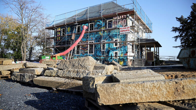 Die Bauarbeiten am Offenen Jugendhaus werden sich wohl noch bis zum Frühjahr 2021 ziehen.