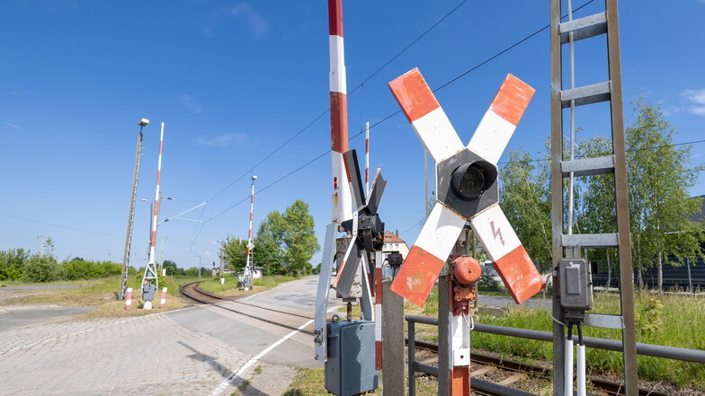 Ein ärgerlicher Bahnübergang in Großenhain soll umgebaut werden
