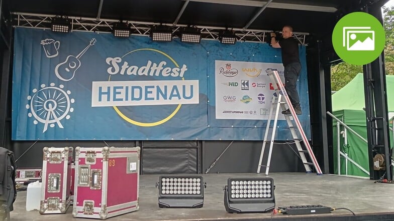 Der Countdown läuft: letzte Arbeiten auf der Bühne an der Ringstraße in Heidenau. 18 Uhr wird das Stadtfest eröffnet.