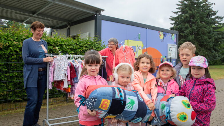 Kamenz: Tauschbörse für Kinderkleidung wird eröffnet