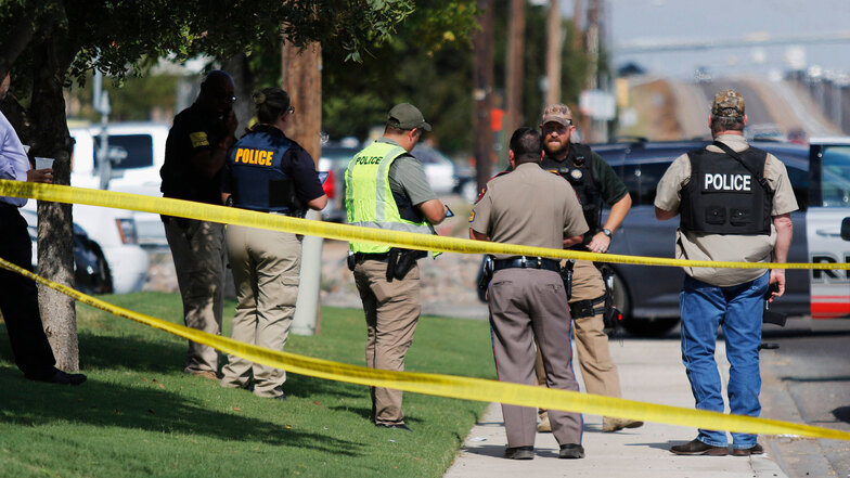 Durch Schüsse im US-Bundesstaat Texas sind mindestens fünf Menschen getötet und 21 weitere verletzt worden.