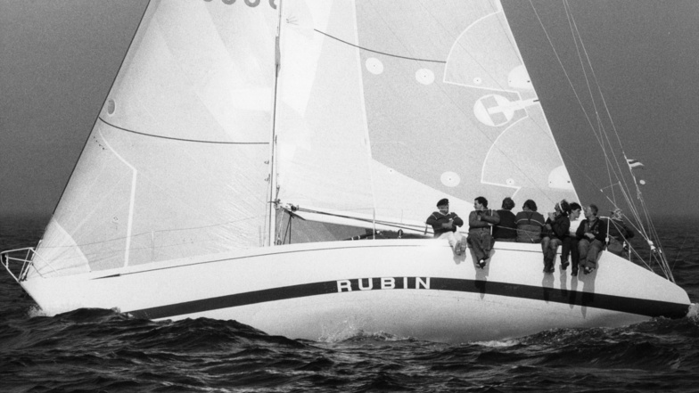 Einst hieß die von Cuxhaven gesunkene Yacht "Rubin". Hans-Otto Schümann gewann 1973 mit ihr den "Admiral's Cup".