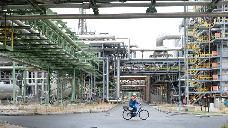 Blick auf das Gelände von Dow-Chemical südlich von Leipzig. Dort soll ab dem Jahr 2025 eine chemische Recyclinganlage in Betrieb gehen.