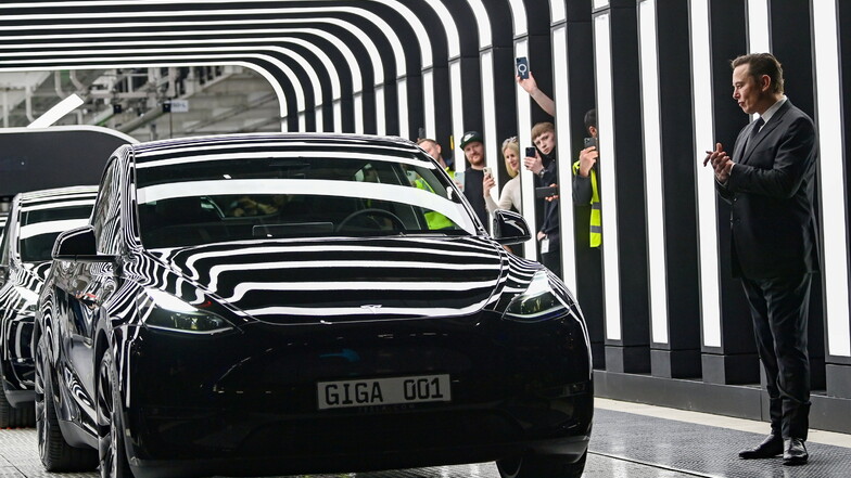 Vor einem Jahr nahm Tesla-Chef Elon Musk an der Eröffnung der Gigafactory in Grünheide teil.