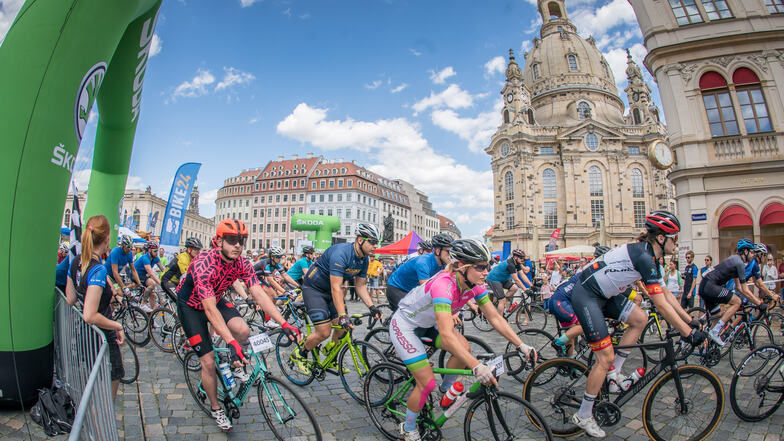 Das Radrennen Velorace für Jedermann lockte mehr als 1.300  Fahrradfans in die Dresdner Innenstadt.