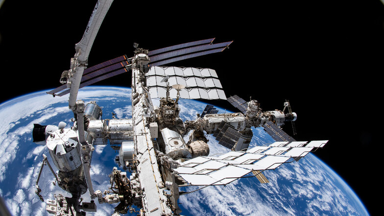 Die ISS wird auch durch Russland grundlegend versorgt. Die Raumstation ist in Gefahr, sollte das Land die Zusammenarbeit mit anderen Staaten aufgeben.