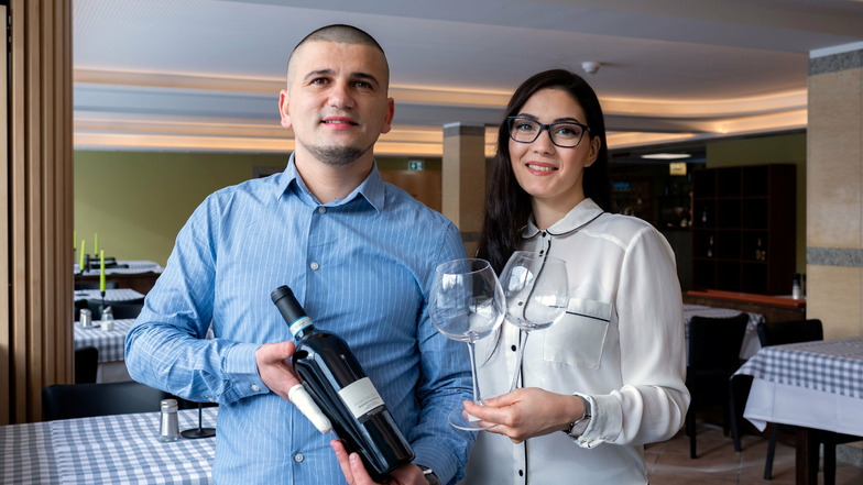 Hadis Bajrami und seine Frau Xhejlan Bakiju sind die Betreiber des neuen Restaurants Il Nuovo Castello in Bischofswerda. Sie bieten vor allem italienische Gerichte an.