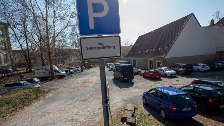 Pirna gibt neue Parkkarten aus