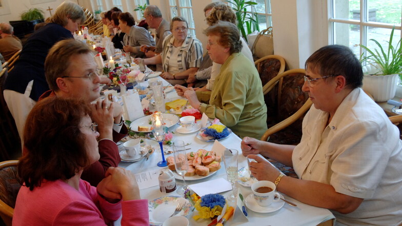In der Orangerie Großenhain feiert die Frauenselbsthilfe nach Krebs hier ihr zehntes Jubiläum.