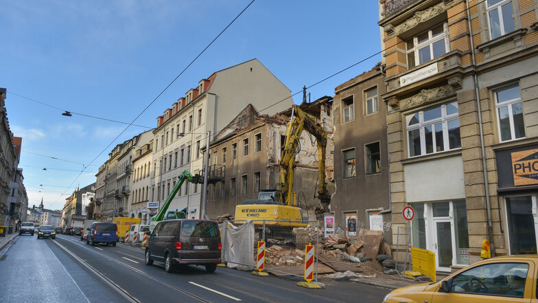 Der Abriss an der Bautzner Straße 73 soll im Februar beendet sein.