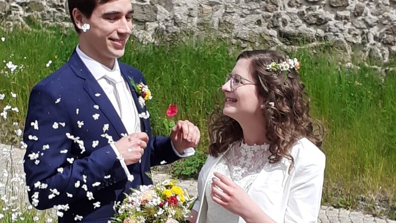 Lydia und Felix Schulte-Hubbert feierten ihre Hochzeit im ganz kleinen Kreis. Die große Feier wird 2021 nachgeholt.