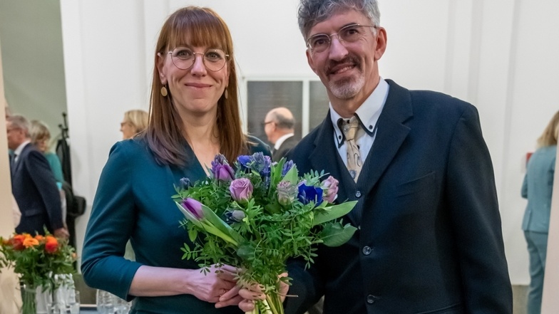 Sachsens Justizministerin Katja Meier hat den neuen Präsidenten des Amtsgerichts Dresden Holger Schindler am Mittwoch offiziell in sein Amt eingeführt.