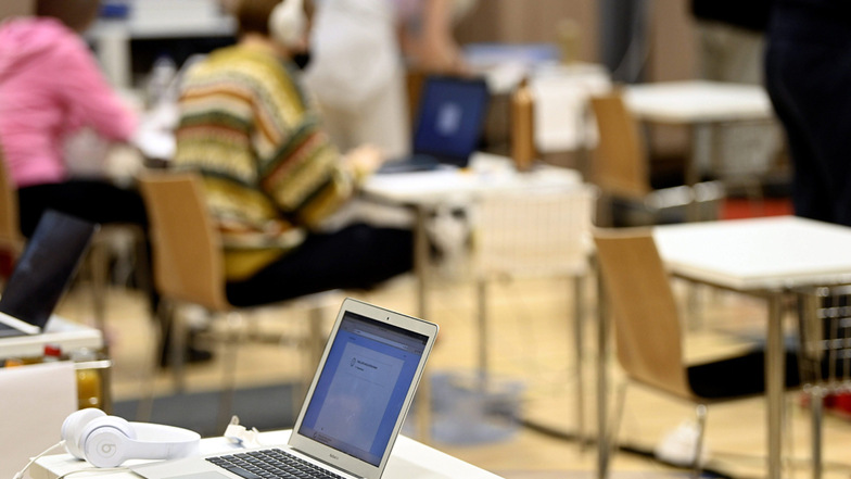 In Finnland ist eine Abiturprüfung ohne Rechner kaum noch denkbar. In Deutschland hinkt die Digitalisierung der Schulen hinterher.