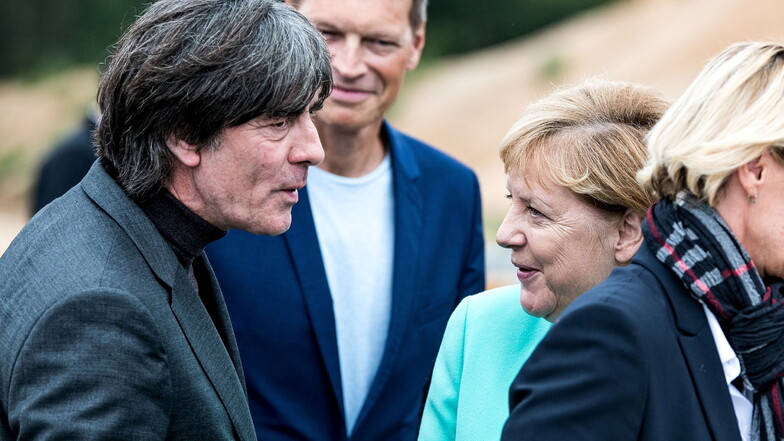 Was Löw mit Merkel besprochen hat
