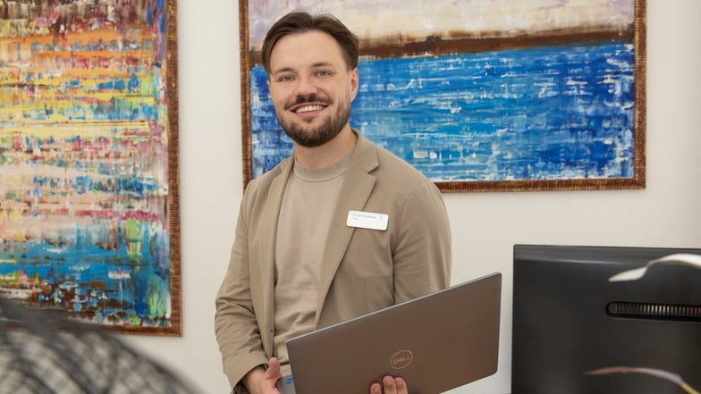 Dr. med. Felix Noppes ist der neue zweite Chefarzt in der Schwedensteinklinik in Pulsnitz. Er will zur besseren Nachbetreuung der Patienten Online-Sprechstunden etablieren und eine Ambulanz aufbauen.