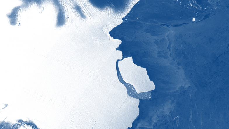 Das Satellitenbild zeigt den abgebrochenen 1.636 Quadratkilometer großen Eisberg.