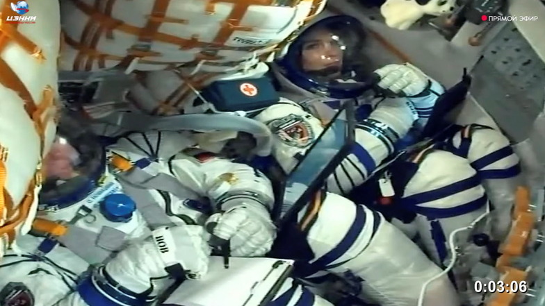 Kosmonauten Oleg Nowizki und Marina Wassilewskaja im Sojus MS-25-Raumschiff: Sie sind wieder auf der Erde gelandet.
