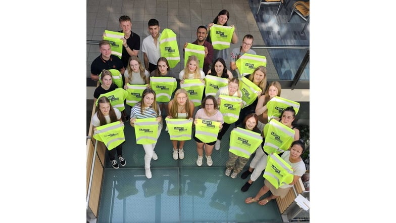 Insgesamt 24 junge Leute haben im LMK-Verbund die Ausbildung in einem medizinischen- oder Pflegeberuf begonnen.