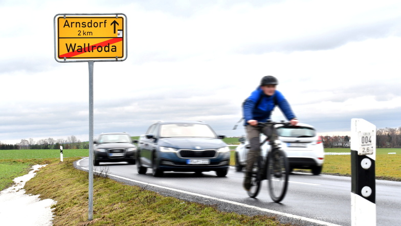 Zwischen Wallroda und Arnsdorf fährt nicht jeder gern mit dem Rad. Nun soll endlich ein Geh-und Radweg gebaut werden.