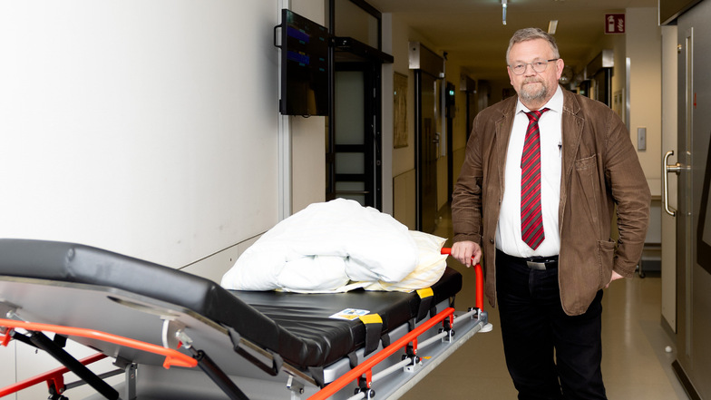 Reiner E. Rogowski ist Geschäftsführer der Oberlausitz-Kliniken, die mit ihren Tochtergesellschaften im Landkreis Bautzen auch mehrere Pflegeheime betreiben.