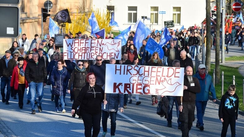 930 Menschen demonstrieren in Zittau für Frieden