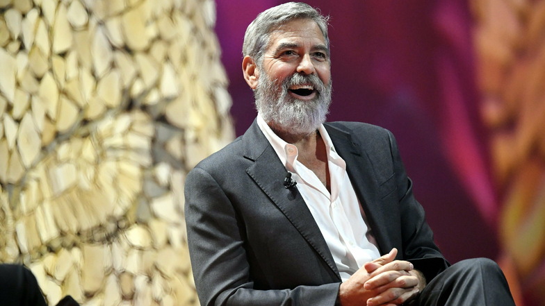 Als Schauspieler ist George Clooney mit sich selbst als Regisseur durchaus zufrieden.