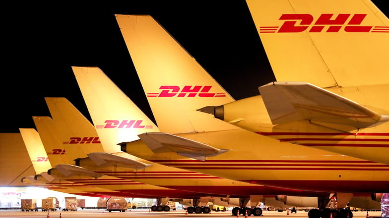 DHL fliegt bis 2053 auf Leipzig. Der dortige Flughafen findet laut einer Forsa-Umfrage breite Akzeptanz.