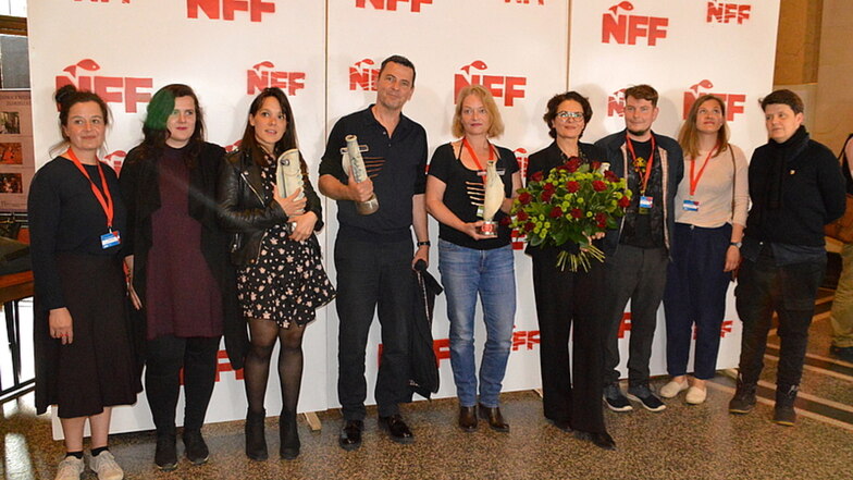 Im Vorjahr gehörte unter anderem Barbara Auer (4.v.r.) zu den Preisträgern des Neiße Filmfestivals. Sie gewann den von der SZ gestifteten Darstellerpreis.