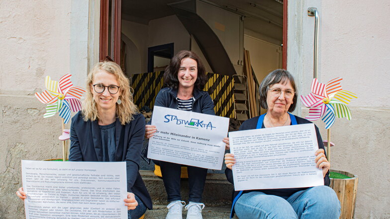 Der Kamenzer Verein Stadtwerkstatt ist mit einem Statement an die Öffentlichkeit gegangen: Franziska Schulze-Stocker, Simone Kirschke und Angela Sondermann (v.l.) erklären, was sie dazu bewegt hat.