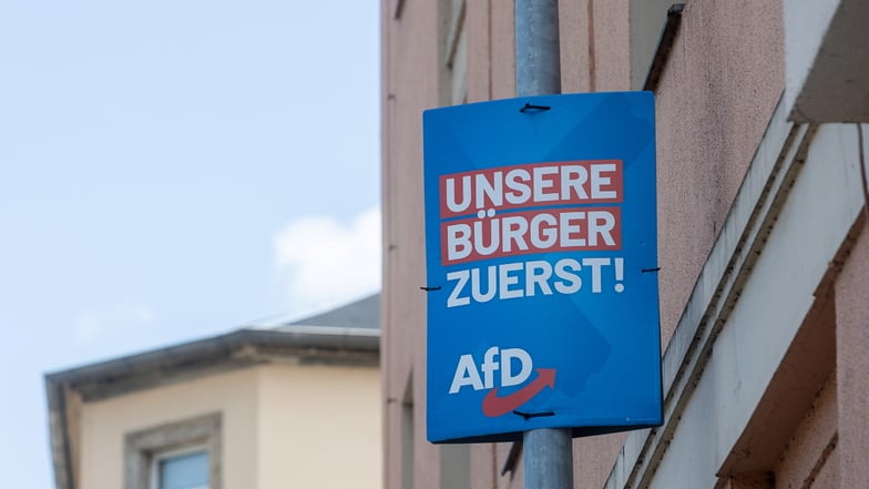 Ein Wahlkampfhelfer der AfD wurde am Mittwoch in Leipzig verletzt.