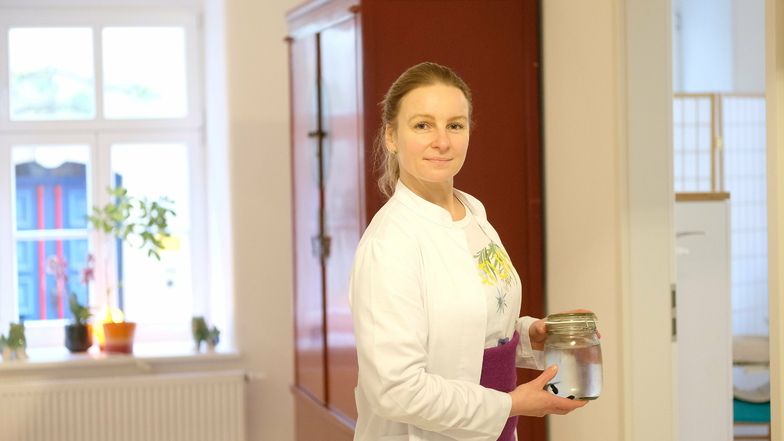 Heilpraktikerin Susanne Jahnke blickt nach der Eröffnung ihrer Praxis in Meißen auf ein erfolgreiches Jahr zurück.
